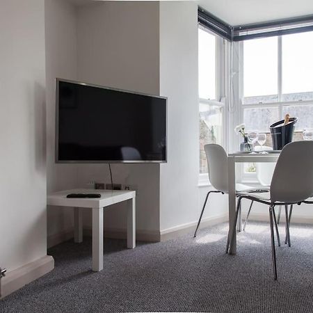 Stunning 2 Bed Apartment With Sea Views, Penzance Exterior foto