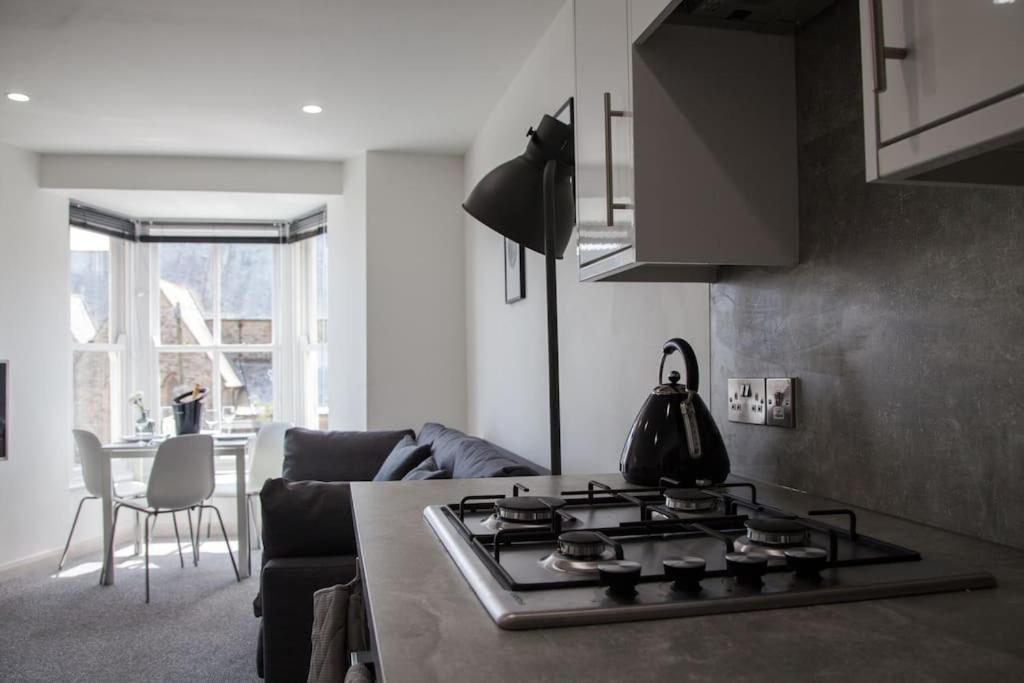 Stunning 2 Bed Apartment With Sea Views, Penzance Exterior foto